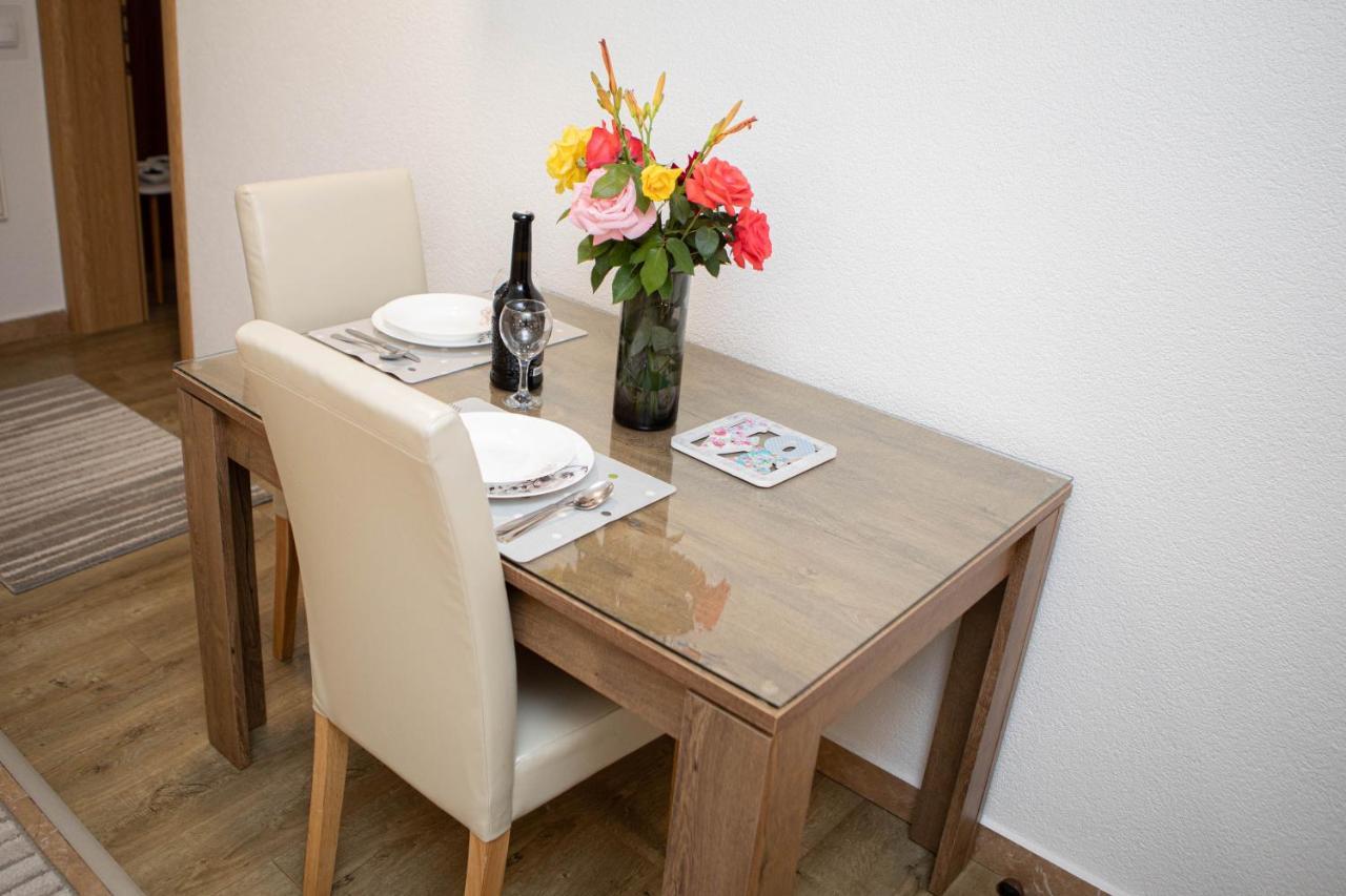 Apartmani Budimcic トレビニエ エクステリア 写真