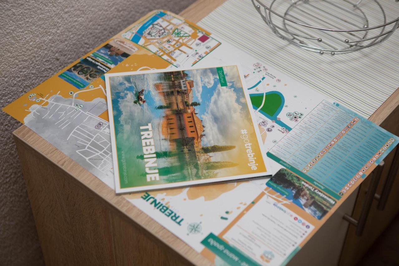 Apartmani Budimcic トレビニエ エクステリア 写真