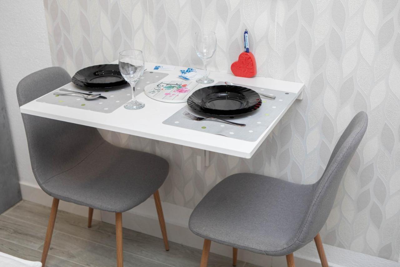 Apartmani Budimcic トレビニエ エクステリア 写真