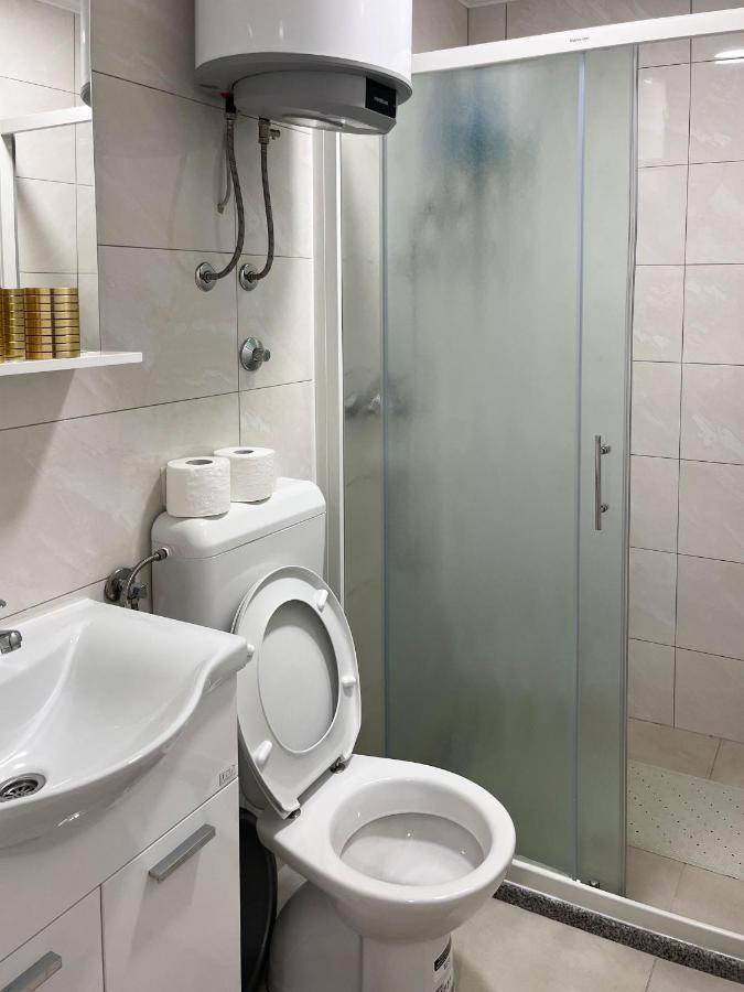 Apartmani Budimcic トレビニエ エクステリア 写真