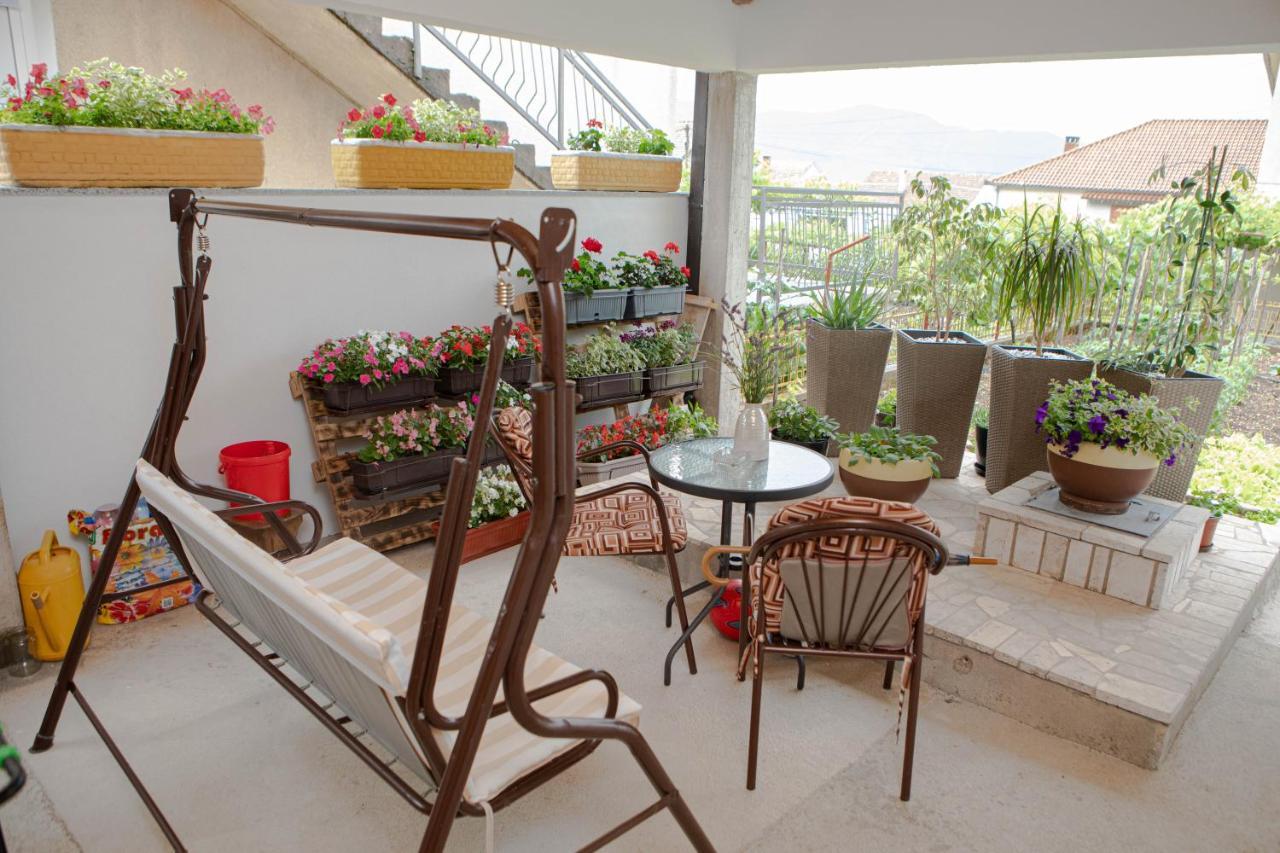 Apartmani Budimcic トレビニエ エクステリア 写真